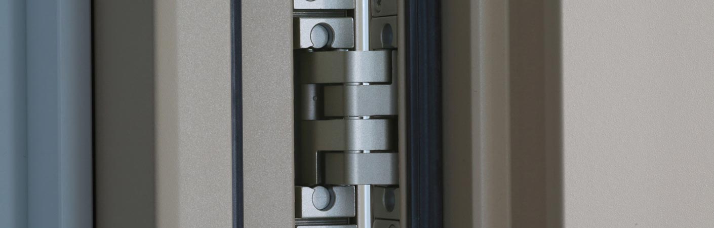 Haustüren mit verdeckten Bändern